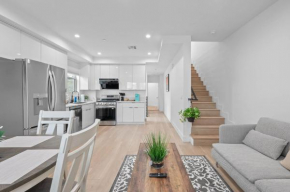 Modern 5BR Home with Full Amenities & Parking #2